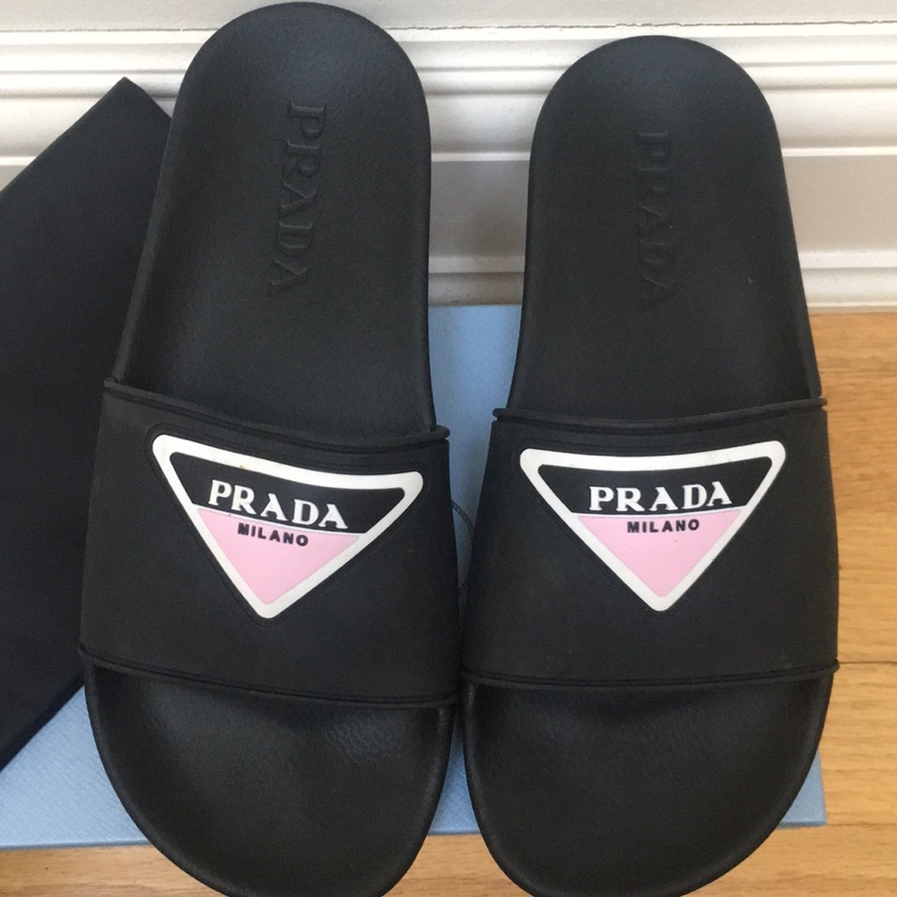 Authentic Prada rubber slides - Picture 3 of 8